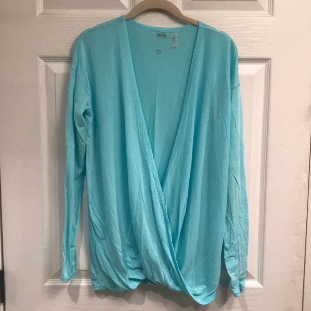 Zella brand size S pullover long sleeve lightweight tee